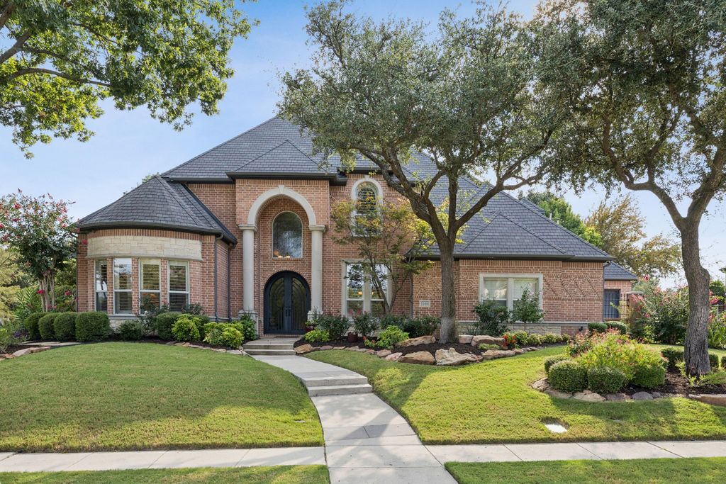 1108 Waterfall Drive, Mckinney, TX 75072