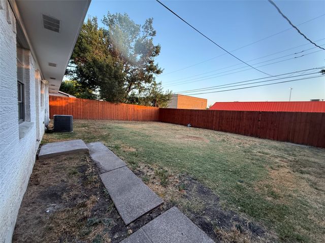 2721 Westview Drive, Mesquite, TX 75150
