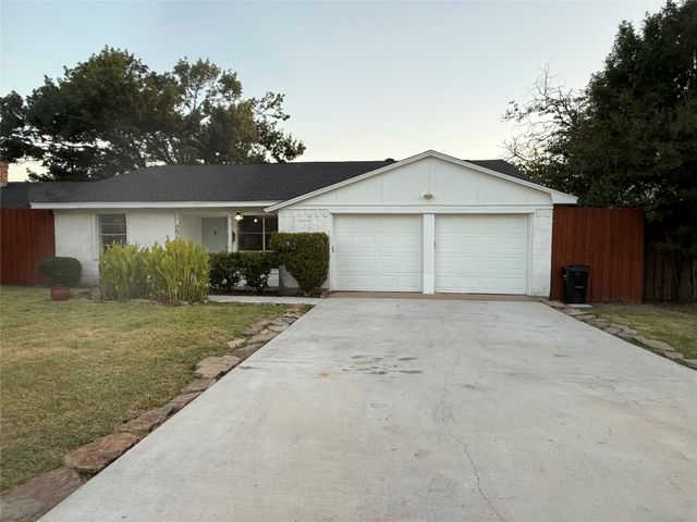 2721 Westview Drive, Mesquite, TX 75150