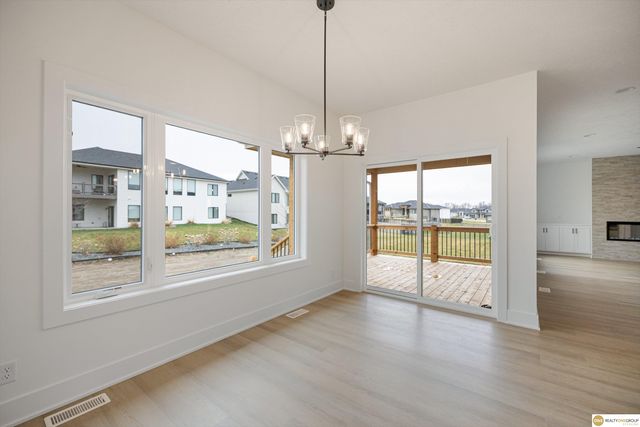 5504 N 205 Street, Elkhorn, NE 68022