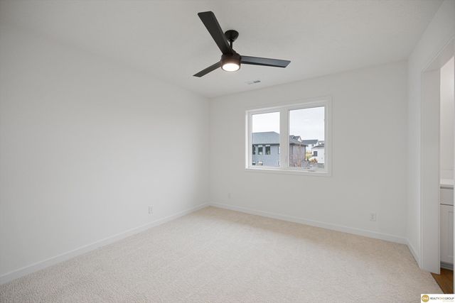 5504 N 205 Street, Elkhorn, NE 68022