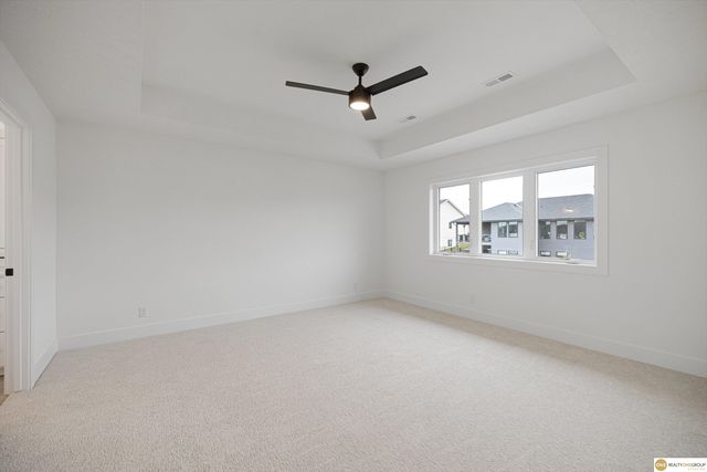 5504 N 205 Street, Elkhorn, NE 68022