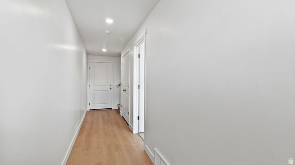 Image 3 of property listing at 1483 N 1875 W #160, Layton, UT 84041