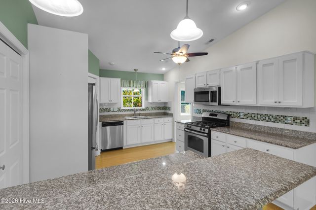 107 Craftsman Drive, New Bern, NC 28562