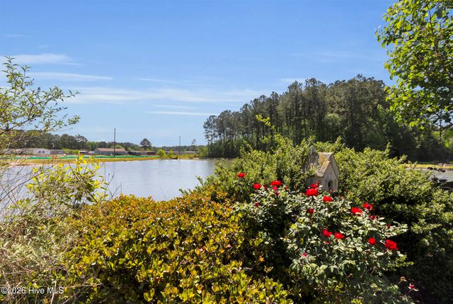 107 Craftsman Drive, New Bern, NC 28562