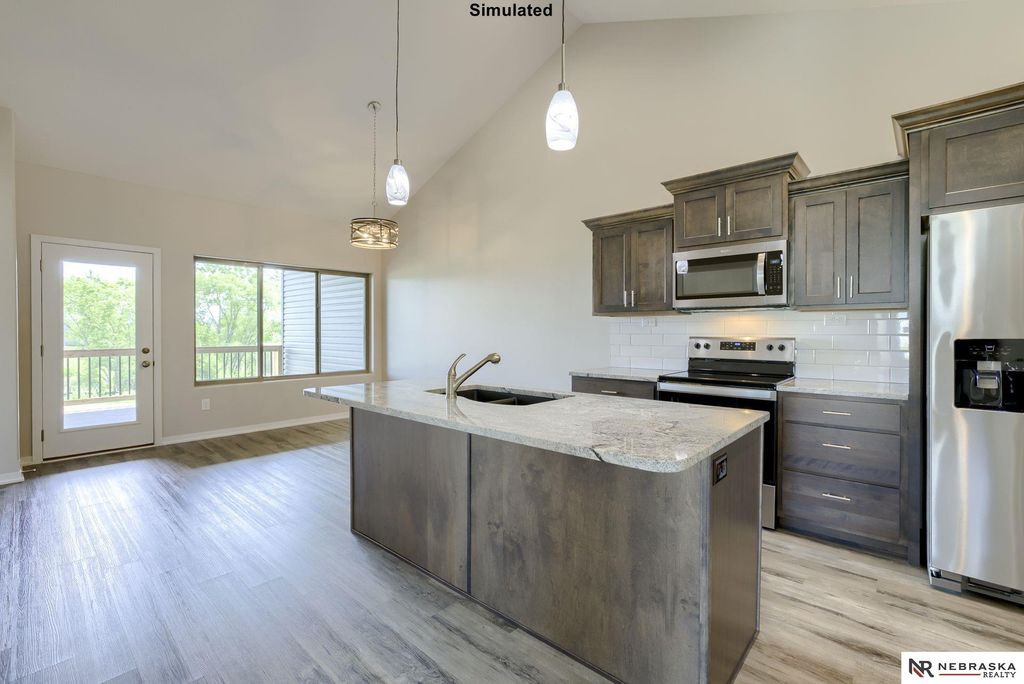 8857 S 47th Street, Lincoln, NE 68516