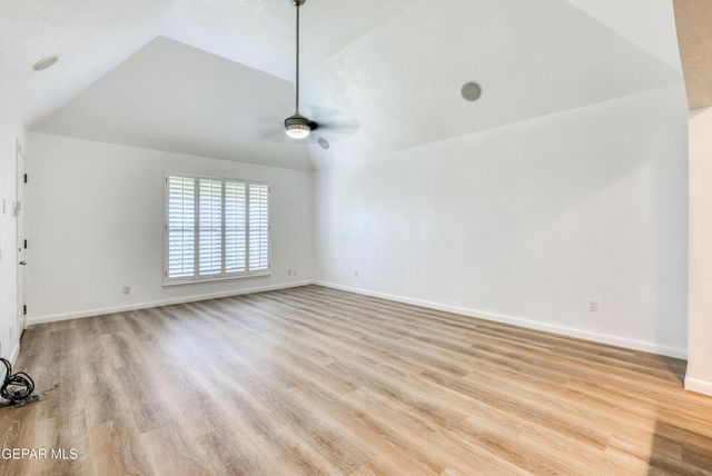 4433 N Stanton Street E 316, El Paso, TX 79902