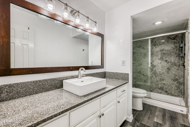 4433 N Stanton Street E 316, El Paso, TX 79902