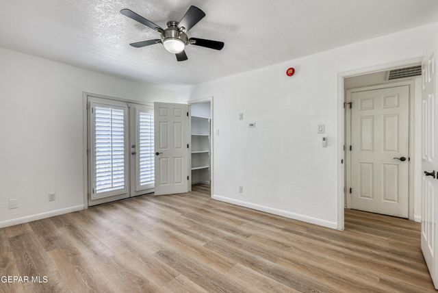 4433 N Stanton Street E 316, El Paso, TX 79902
