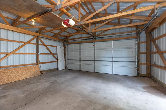 919 N 10th, Salina, KS 67401