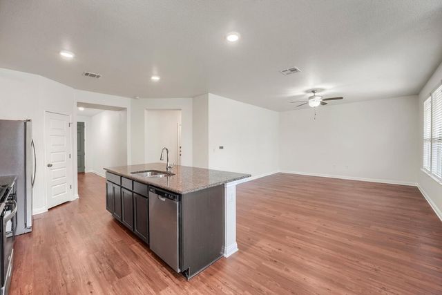 8106 Dampton LN, Austin, TX 78744