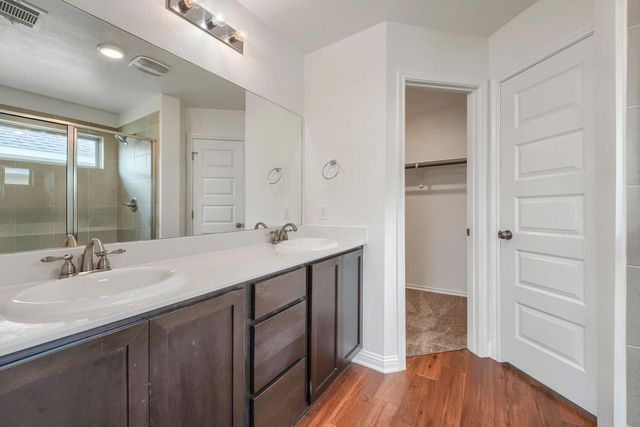 8106 Dampton LN, Austin, TX 78744