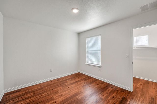 8106 Dampton LN, Austin, TX 78744