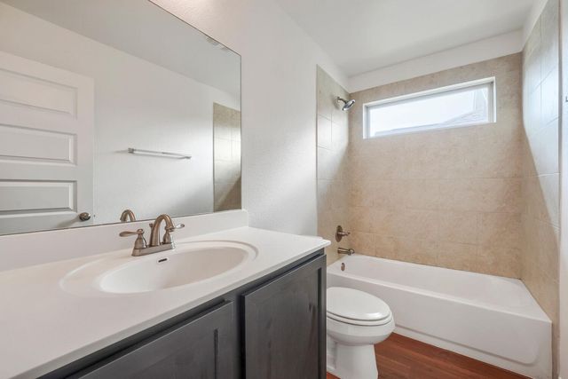 8106 Dampton LN, Austin, TX 78744