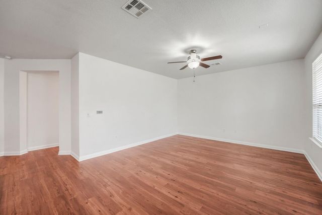 8106 Dampton LN, Austin, TX 78744