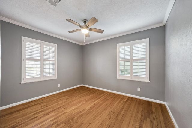1423 Richelieu Lane, Houston, TX 77018