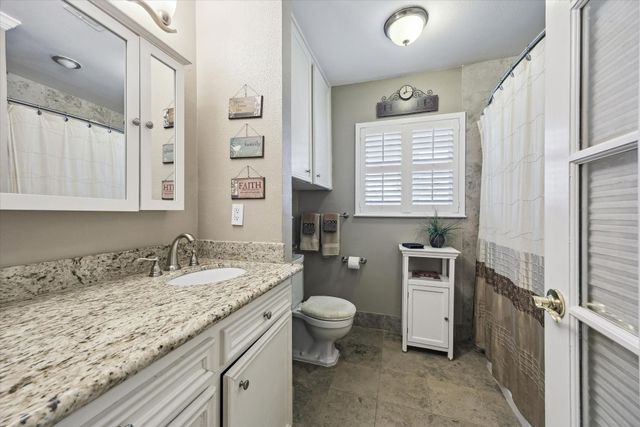 1423 Richelieu Lane, Houston, TX 77018