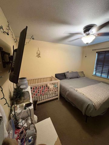 4260 Lakeview Dr, Ione, CA 95640