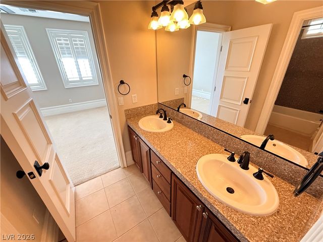 464 Via Palermo Drive, Henderson, NV 89011