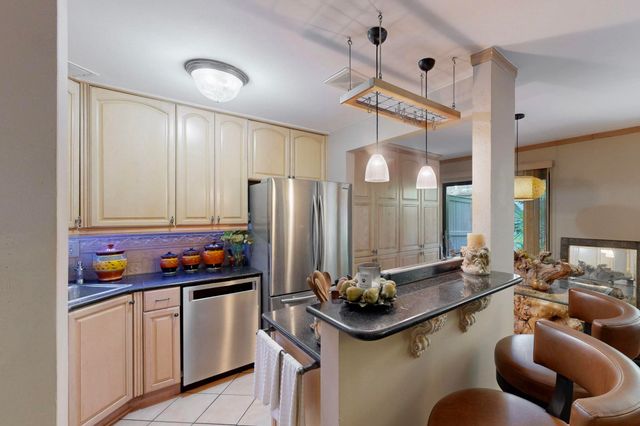 4112 Bowser Avenue 105, Dallas, TX 75219