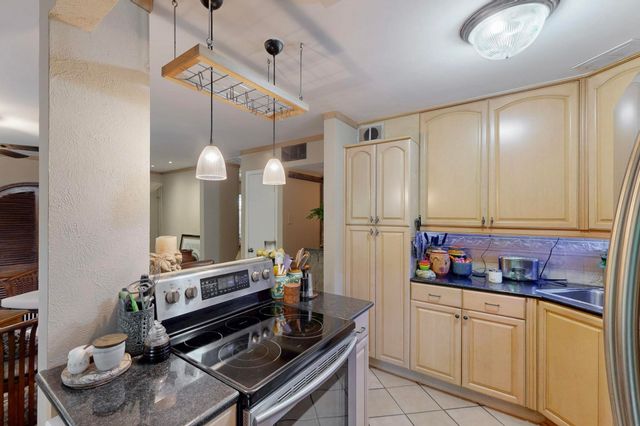 4112 Bowser Avenue 105, Dallas, TX 75219