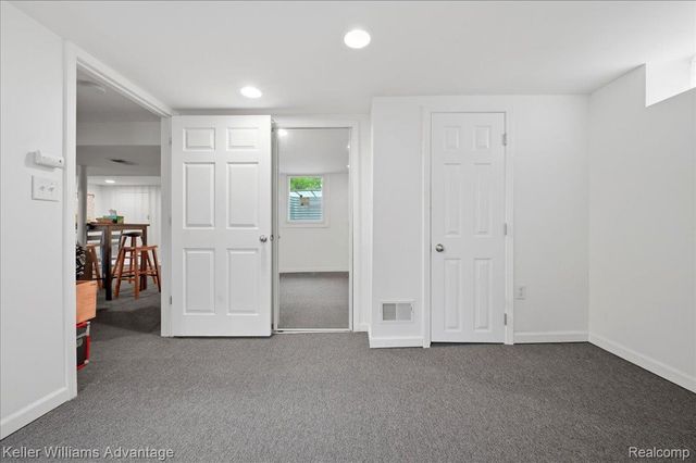 12035 Royal Grand, Redford Charter Township, MI 48239