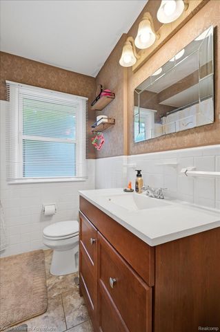12035 Royal Grand, Redford Charter Township, MI 48239