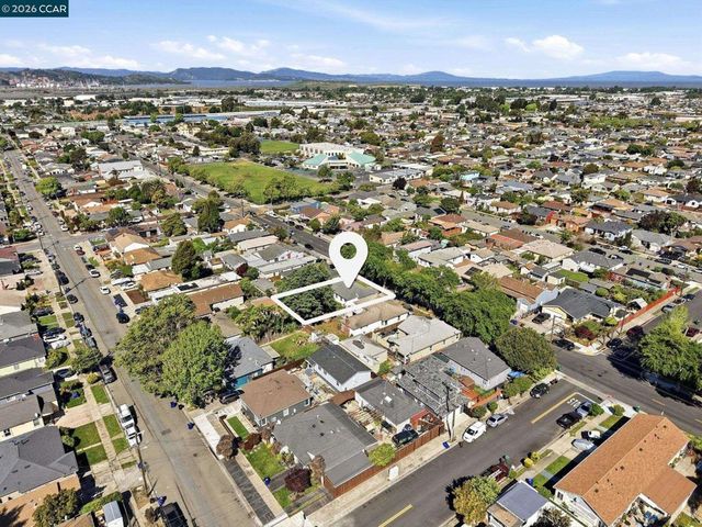 1912 Lincoln Ave, Richmond, CA 94801
