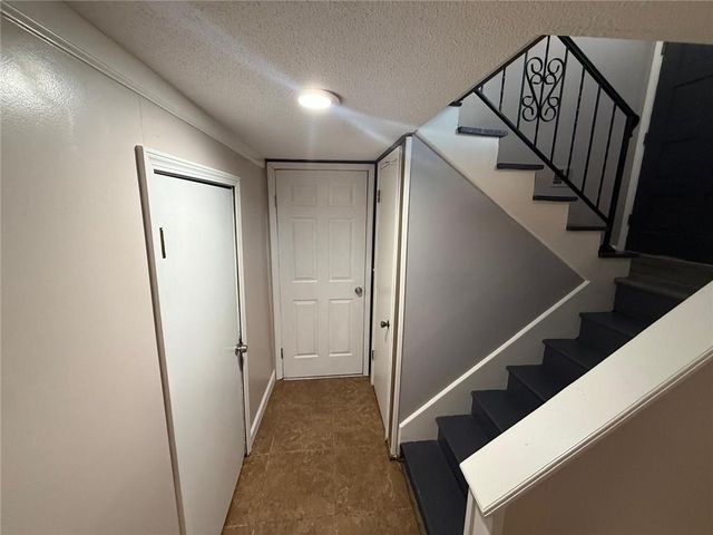 10342 Tullis Avenue, Kansas City, MO 64134