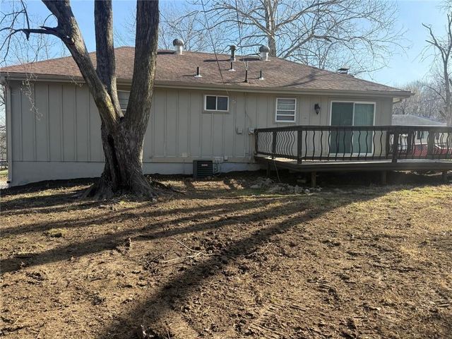 10342 Tullis Avenue, Kansas City, MO 64134