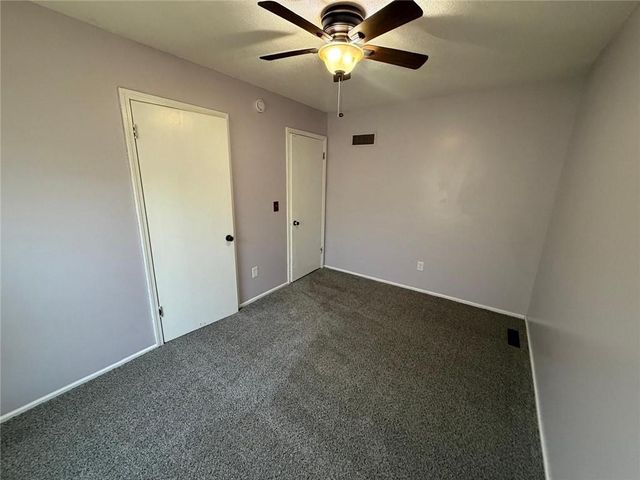 10342 Tullis Avenue, Kansas City, MO 64134