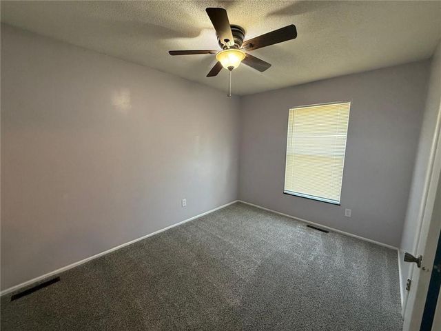 10342 Tullis Avenue, Kansas City, MO 64134