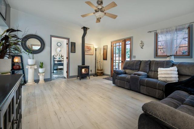 12688 Valley View Rd, Nevada City, CA 95959