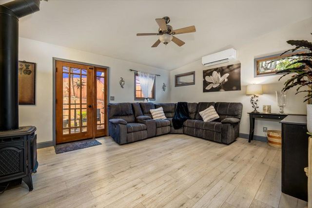 12688 Valley View Rd, Nevada City, CA 95959