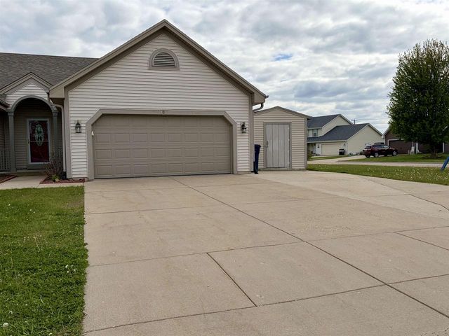 4011 Creekside Drive, Janesville, WI 53548