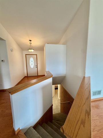 4011 Creekside Drive, Janesville, WI 53548