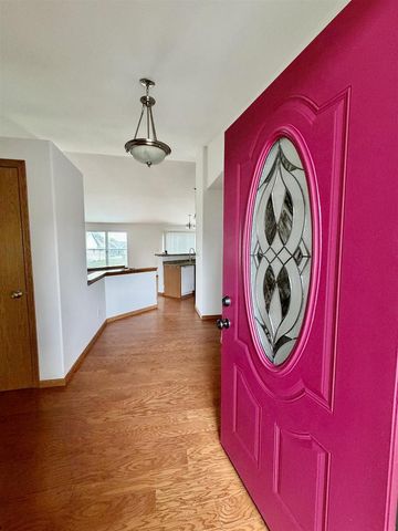4011 Creekside Drive, Janesville, WI 53548