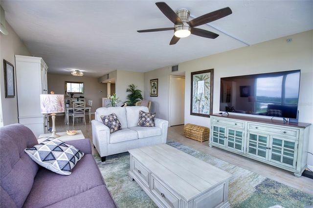 627 ALHAMBRA ROAD 701, Venice, FL 34285