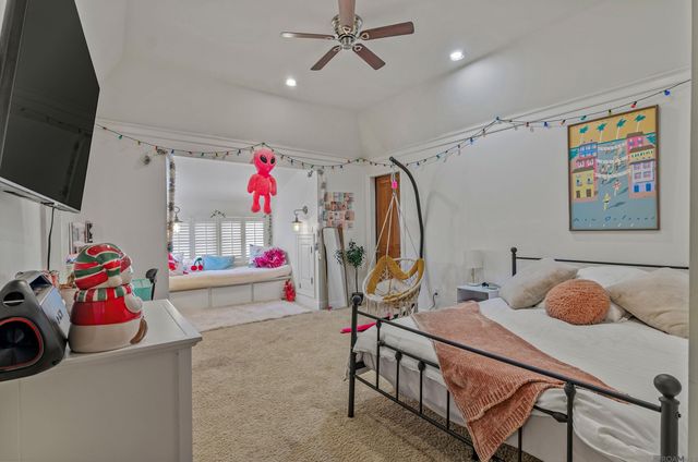 18934 E Pinnacle Cir, Saint George, LA 70810