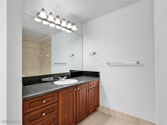 8561 Evernia CT 103, Estero, FL 34135