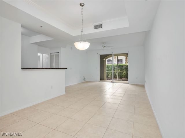 8561 Evernia CT 103, Estero, FL 34135