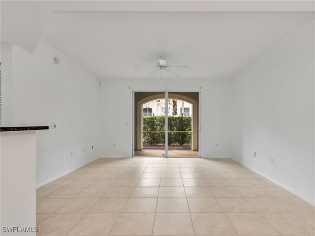 8561 Evernia CT 103, Estero, FL 34135