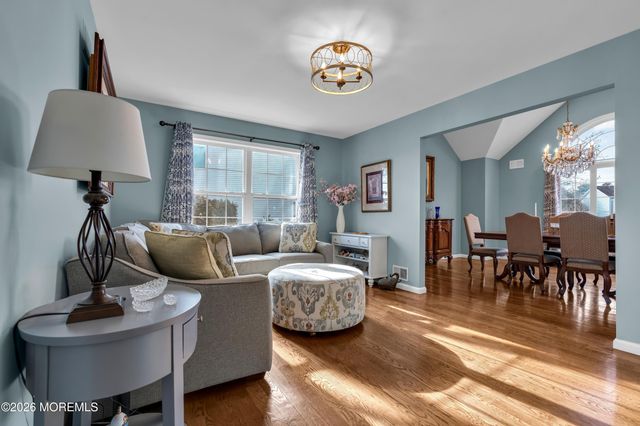 107 Waters Edge Court, Brick, NJ 08724