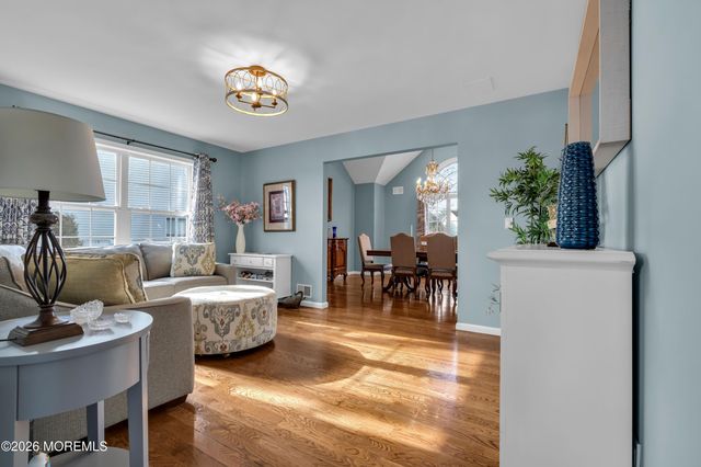 107 Waters Edge Court, Brick, NJ 08724