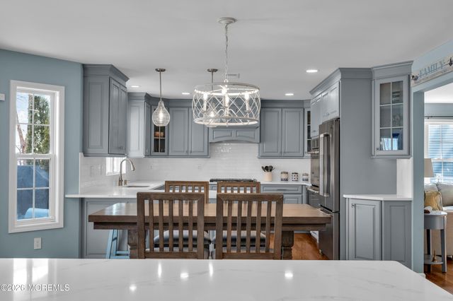 107 Waters Edge Court, Brick, NJ 08724