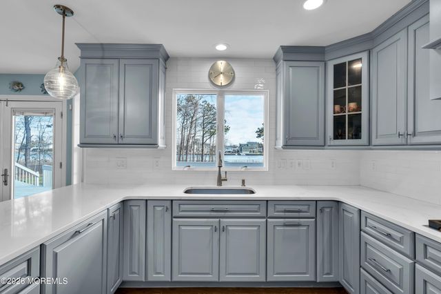 107 Waters Edge Court, Brick, NJ 08724