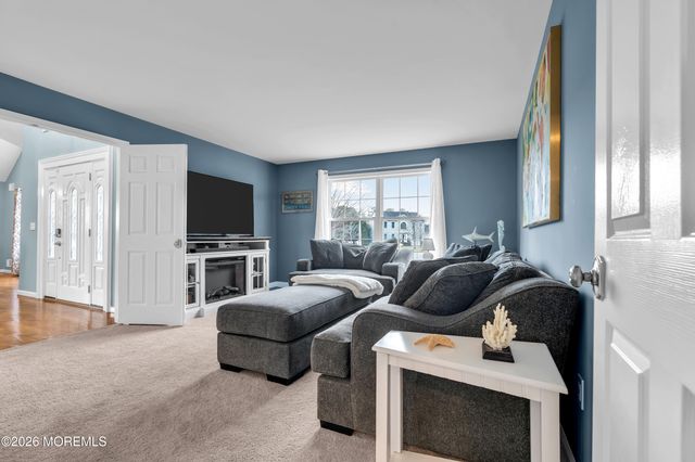 107 Waters Edge Court, Brick, NJ 08724