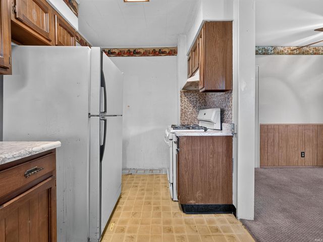 915 W Ensley Avenue, Auburn, IN 46706