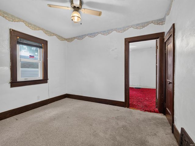 915 W Ensley Avenue, Auburn, IN 46706