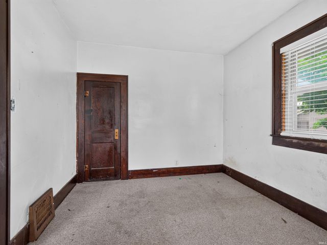 915 W Ensley Avenue, Auburn, IN 46706